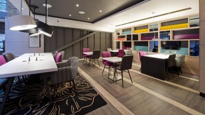 酒吧(店内)