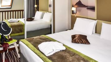 Premium bedding, minibar, in-room safe, desk