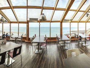 Daily buffet breakfast (EUR 16.50 per person)
