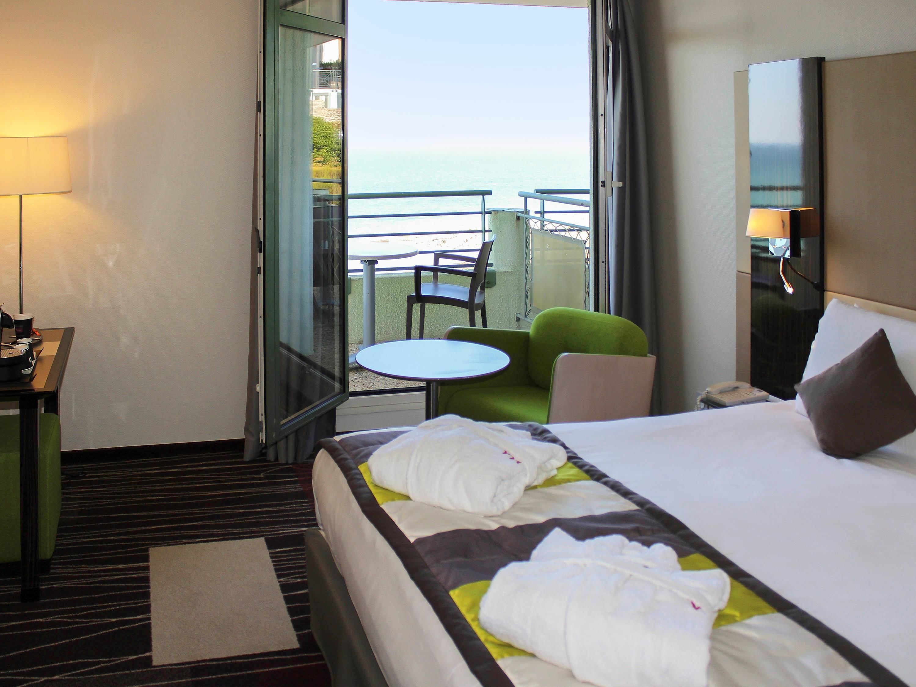 privilege, superior room, 1 double bed, terrace | premium bedding, minibar, in-room safe, desk