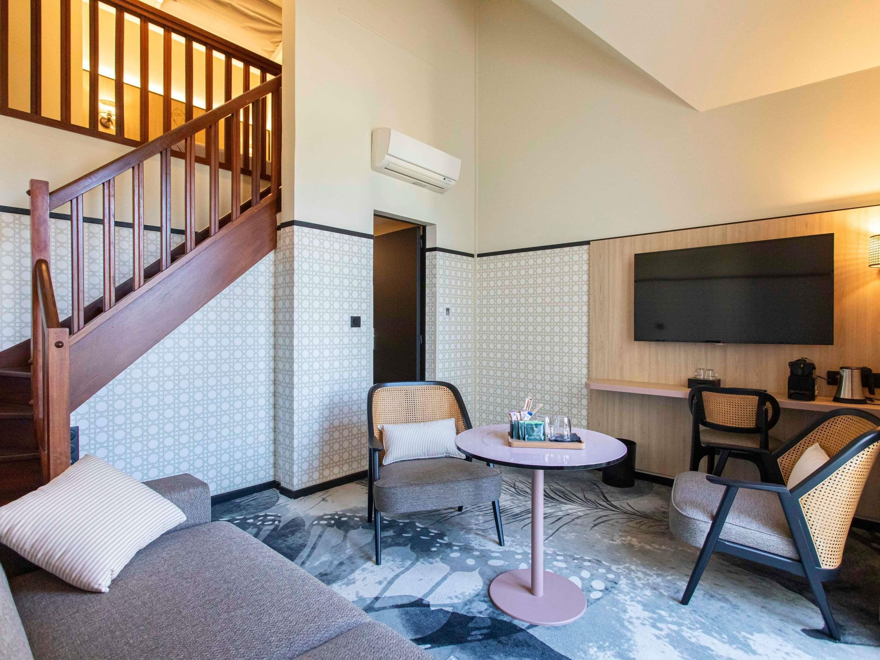 Privilege, Dupleks Keluarga | Seprai premium, minibar, brankas, dan meja kerja