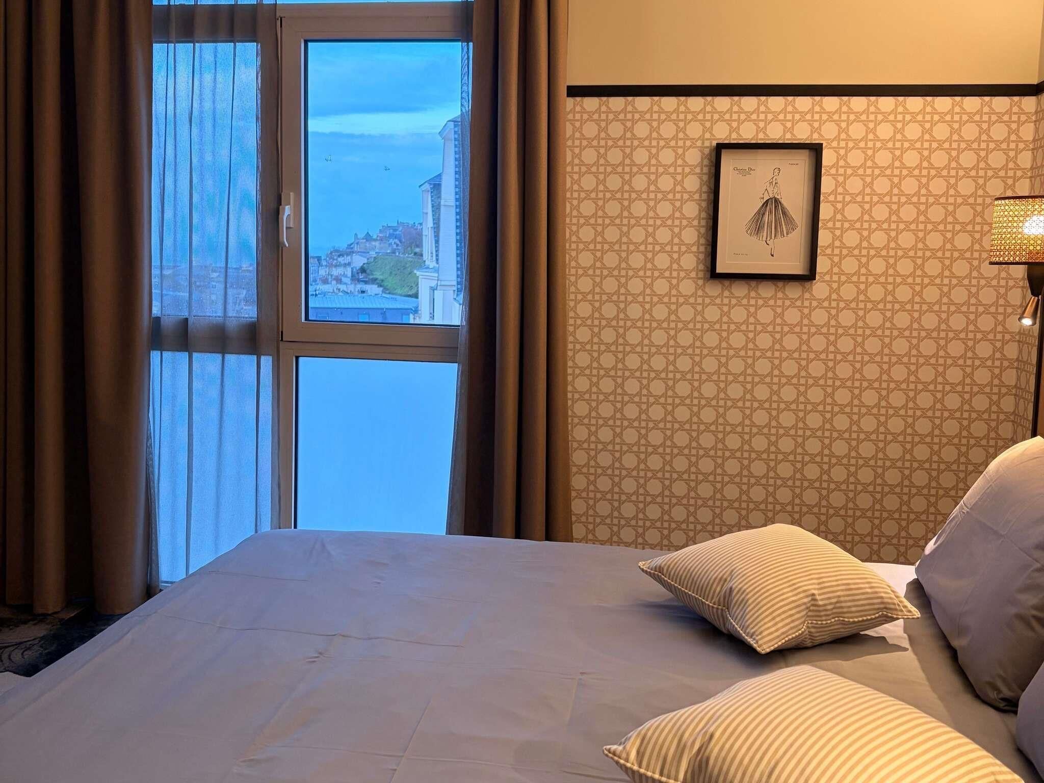 Phòng phong cách cổ điển, 1 giường đôi | Bộ đồ giường cao cấp, minibar, két bảo mật tại phòng, bàn 