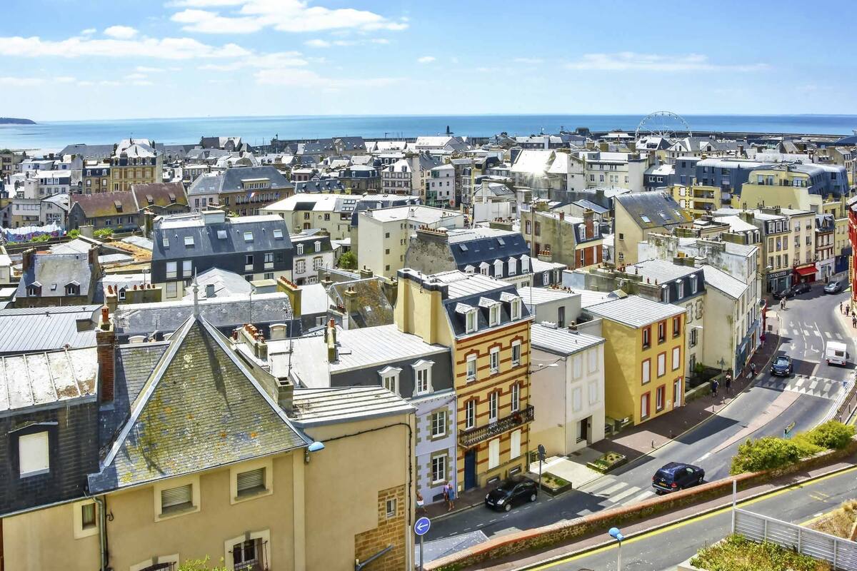 Classic-rum - 1 dubbelsÀng | SÀngtillbehör av högsta kvalitet och minibar