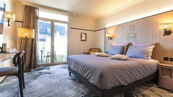 Ropa de cama de alta calidad y minibar