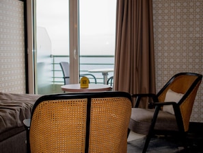 Premium bedding, minibar, in-room safe, desk