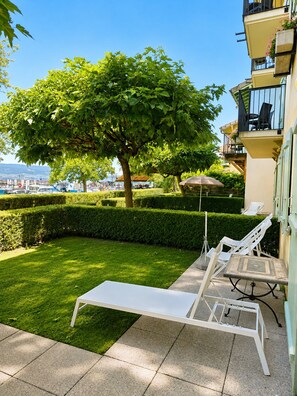 Double Room, Terrace, Lake View | Premium bedding, Select Comfort beds, desk, soundproofing - La Riviera Victoria (Yvoire)
