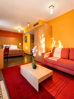 Double Room, Terrace, Lake View | Premium bedding, Select Comfort beds, desk, soundproofing