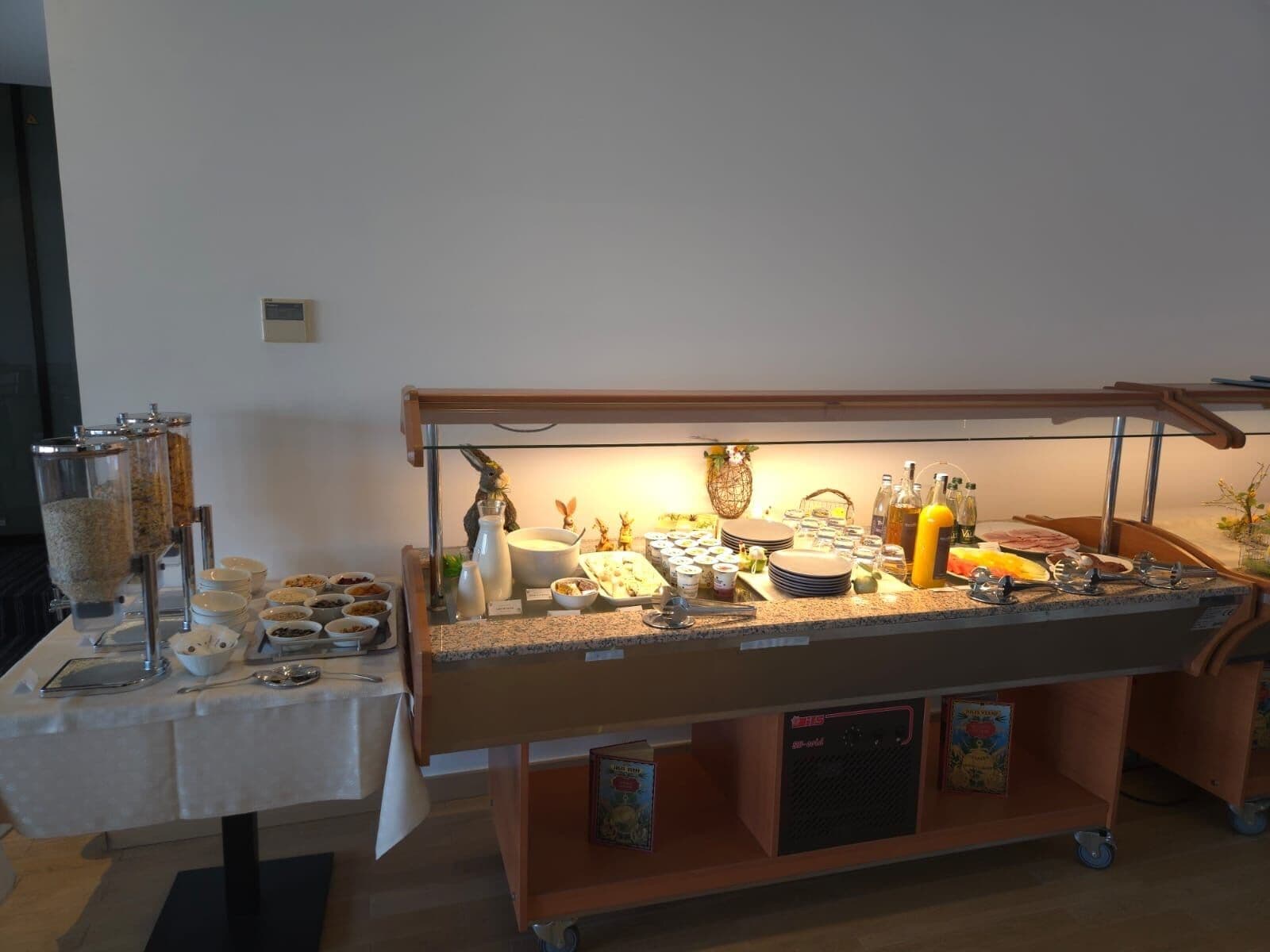 Petit déjeuner buffet servi tous les jours en supplément