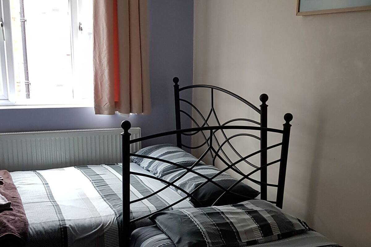 Triple Room, Shared Bathroom | Select Comfort beds, soundproofing, iron/ironing board (on request)