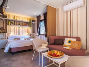 Individually furnished, desk, free cots/infant beds, bed sheets - Club del Sole Bologna Easy Camping Village (Bologna)