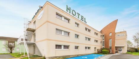 Fachada del alojamiento