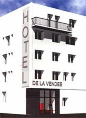 A modern hotel building with a prominent 'HOTEL' sign on the facade. - Hôtel de la Vendée (La Roche-sur-Yon)
