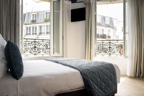 Zimmersafe, individuell dekoriert, individuell eingerichtet