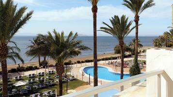 Minibar, escriptori, habitacions insonoritzades i wifi gratuïta