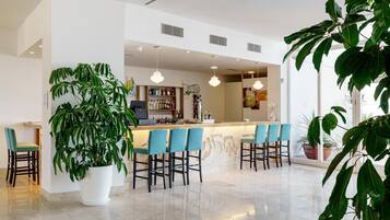 4 bares o lounges, bar en la azotea