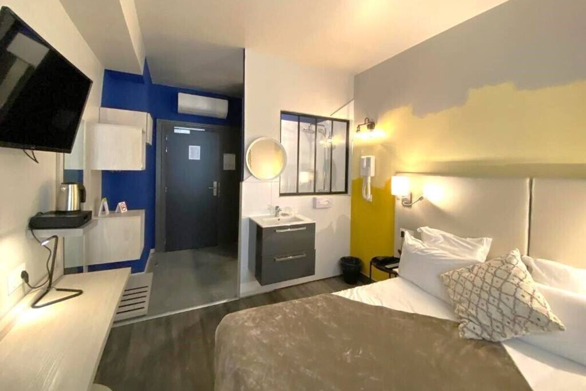 Individual room | In-room safe, desk, blackout drapes, soundproofing