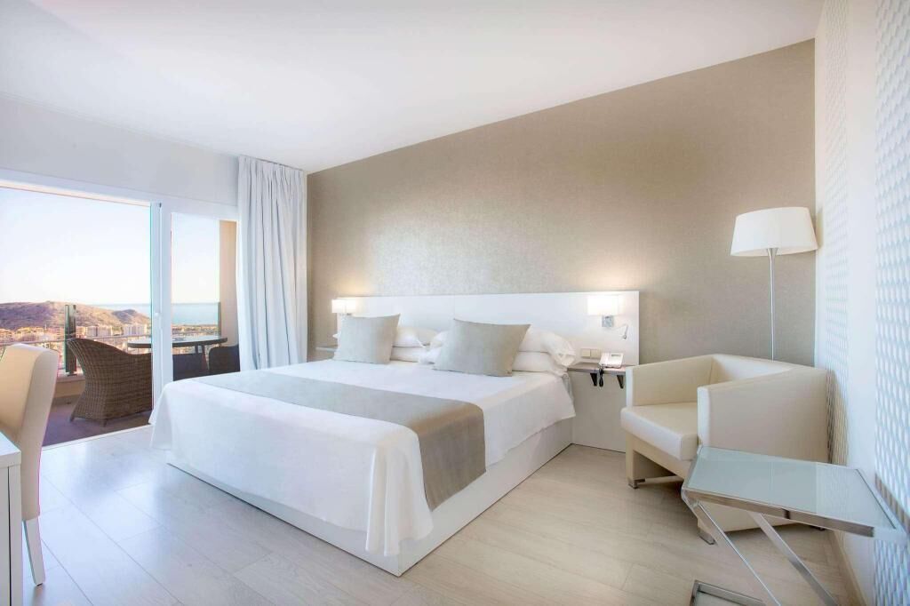 1 bedroom, minibar, in-room safe, desk