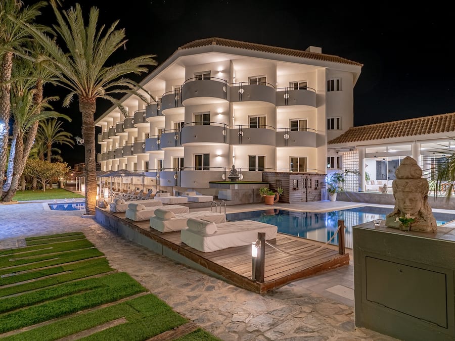 Front of property - evening/night