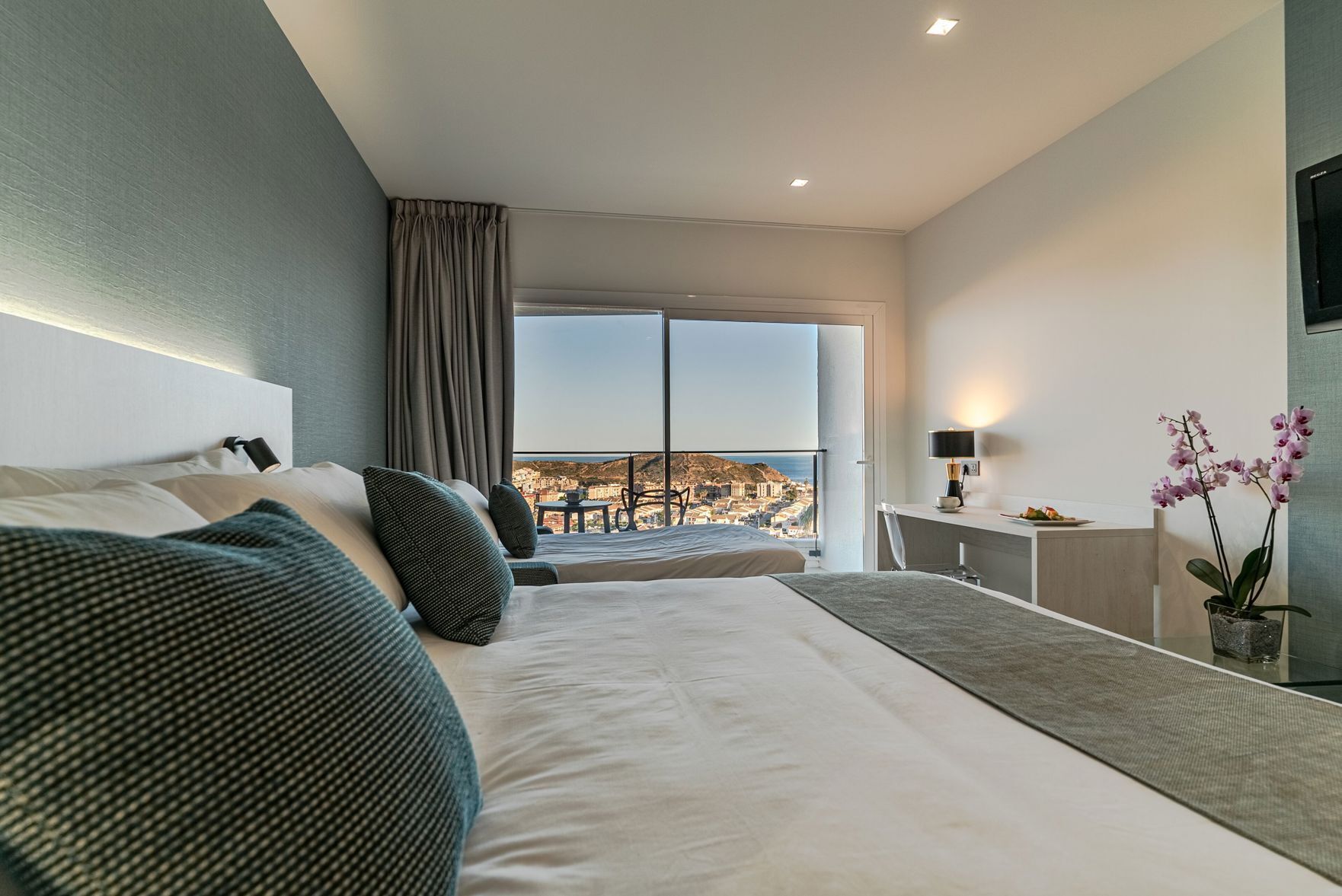 1 bedroom, minibar, in-room safe, desk