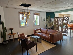 Bar (on property) -  Hôtel Kyriad Quimper Sud (Quimper)