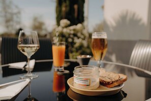 Terrace/patio - Hôtel Kyriad Quimper Sud (Quimper)