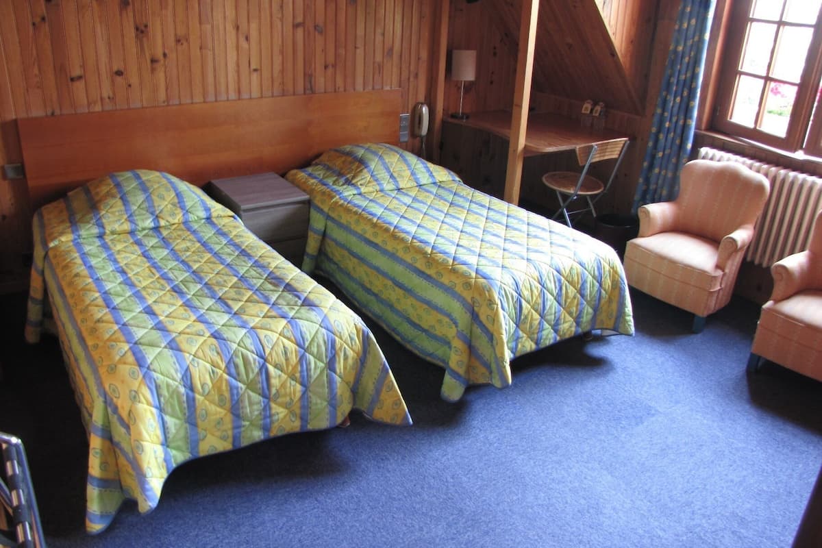 In-room safe, free WiFi