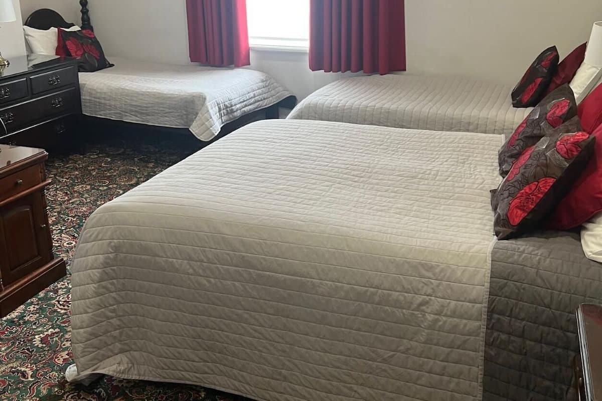 Family Quadruple Room | 2 bedrooms, hypo-allergenic bedding, in-room safe