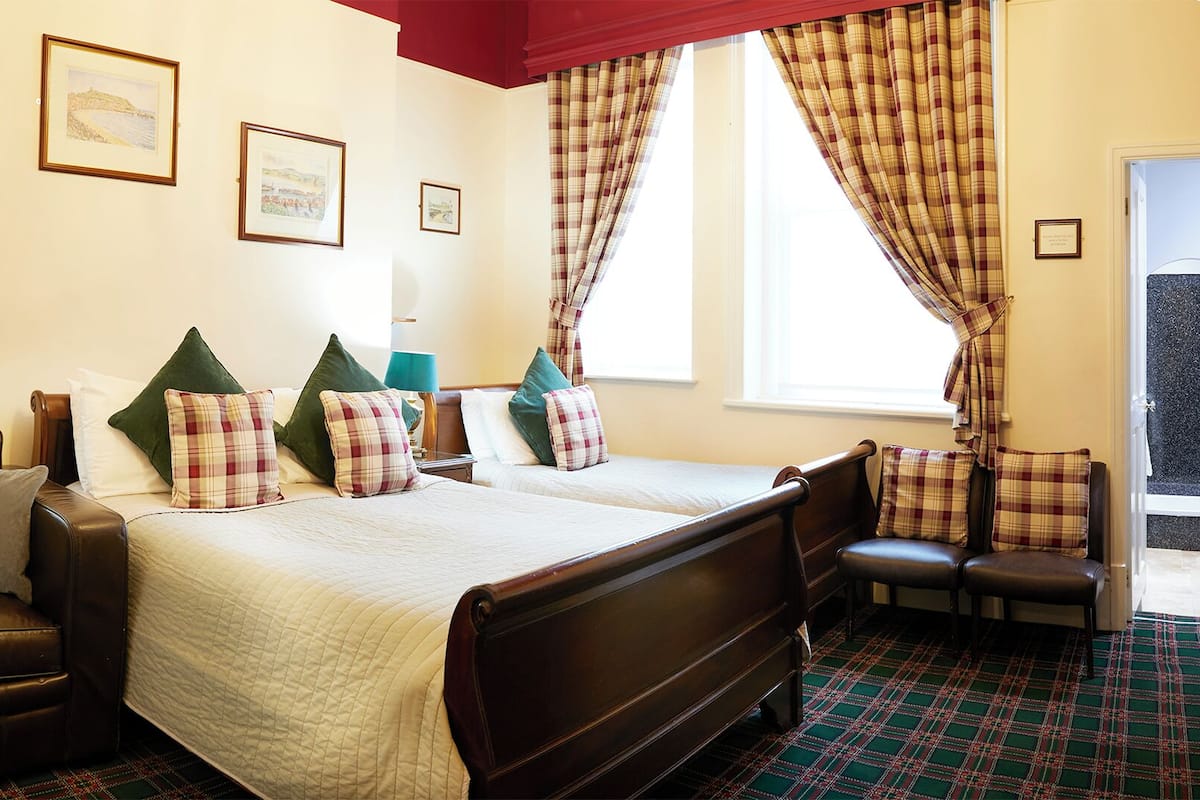 Triple Room | 2 bedrooms, hypo-allergenic bedding, in-room safe