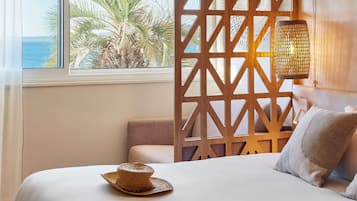 Privilege, Quarto, 1 cama de casal, vista para o mar | Roupas de cama premium, cofres nos quartos, escrivaninha