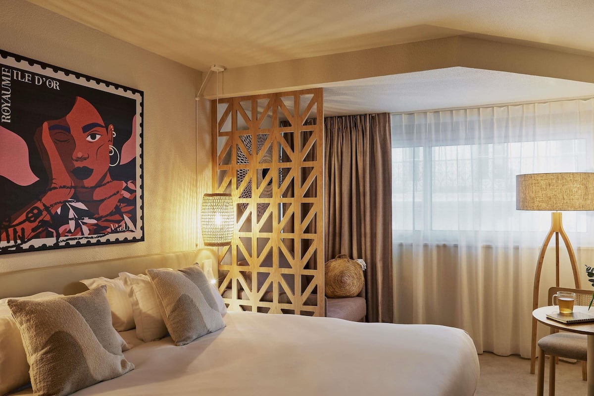 Classic Room, Multiple Beds, City View | Premium bedding, in-room safe, desk, laptop workspace