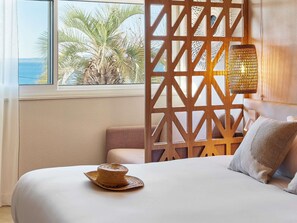 Literie de qualité supérieure, coffres-forts dans les chambres, bureau