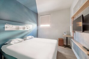 Bureau, rideaux d’obscurcissement, système d’insonorisation
