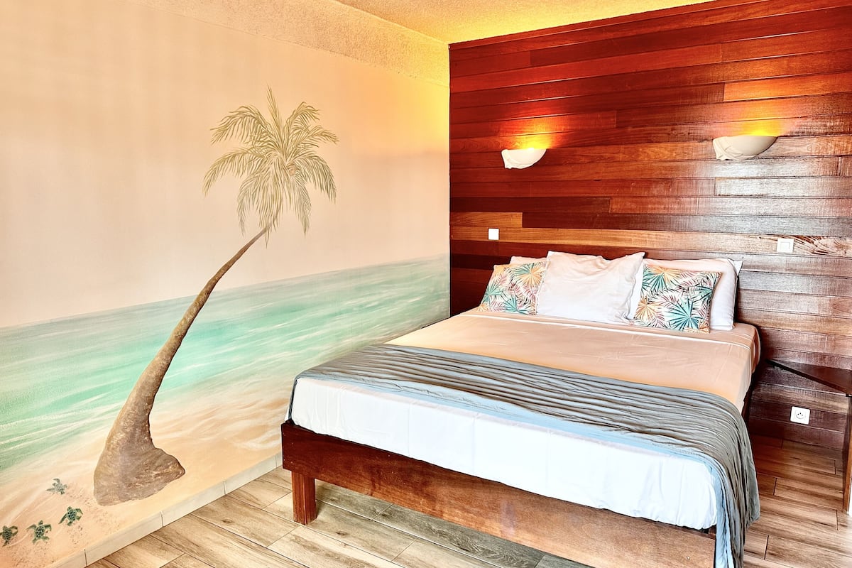 superior studio, sea view | in-room safe, desk, soundproofing, free cots/infant beds