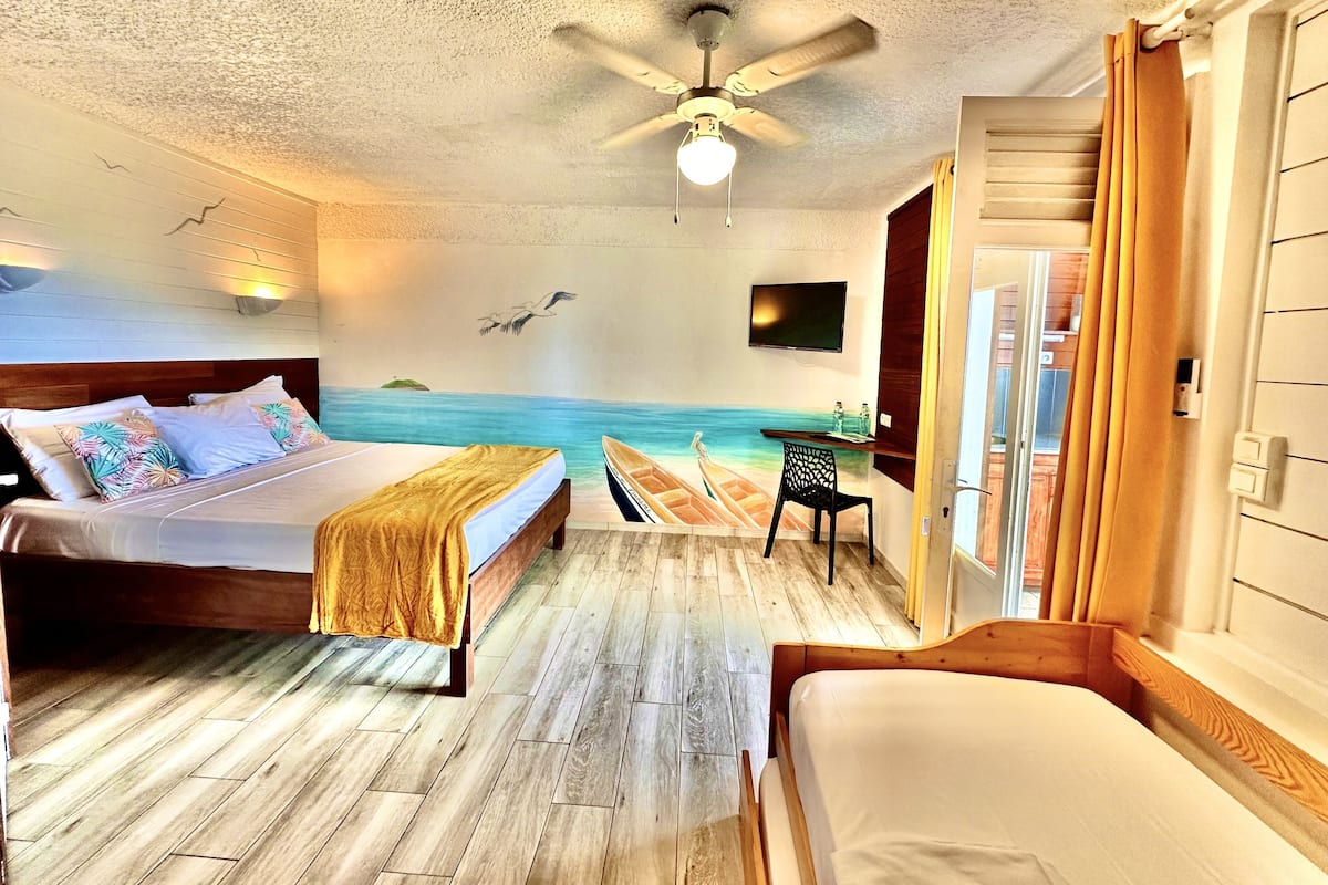 Superior Studio, Sea View