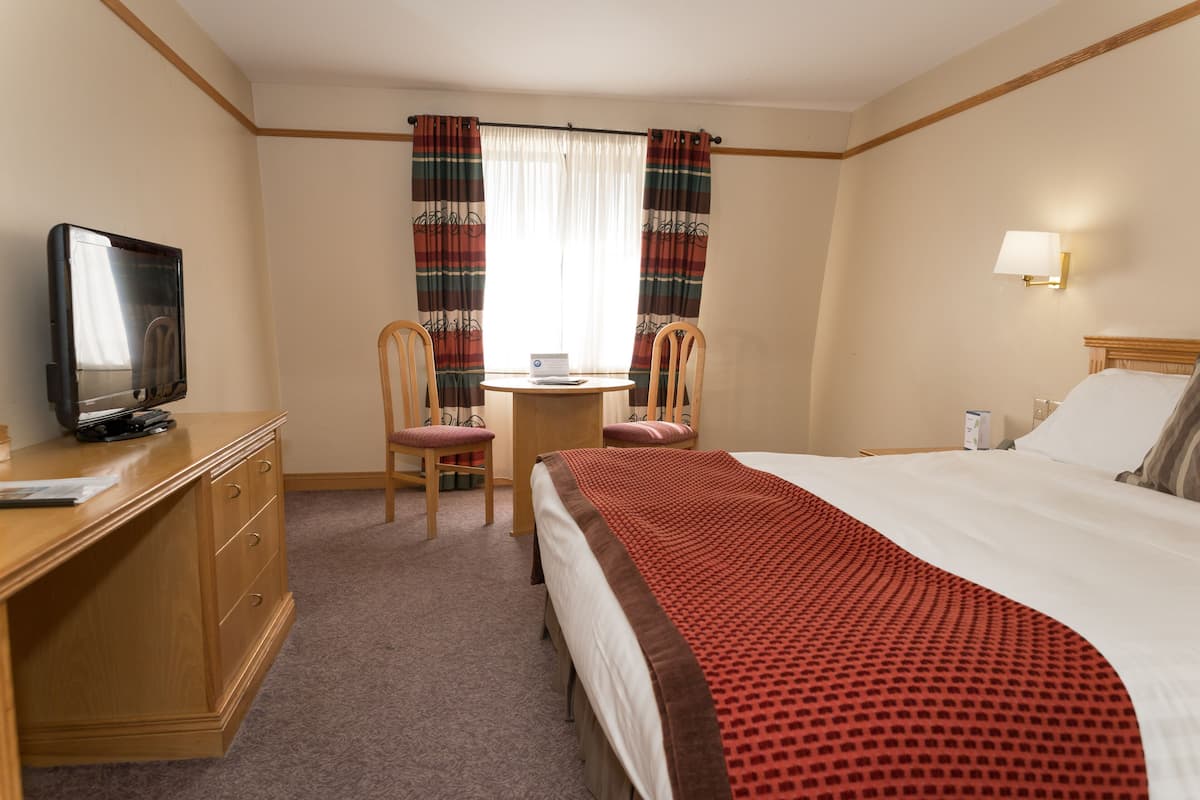Standard Double Room | Premium bedding, desk, laptop workspace, iron/ironing board (on request)
