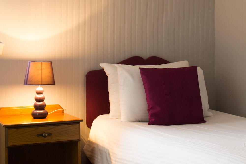 Balavil Hotel by null