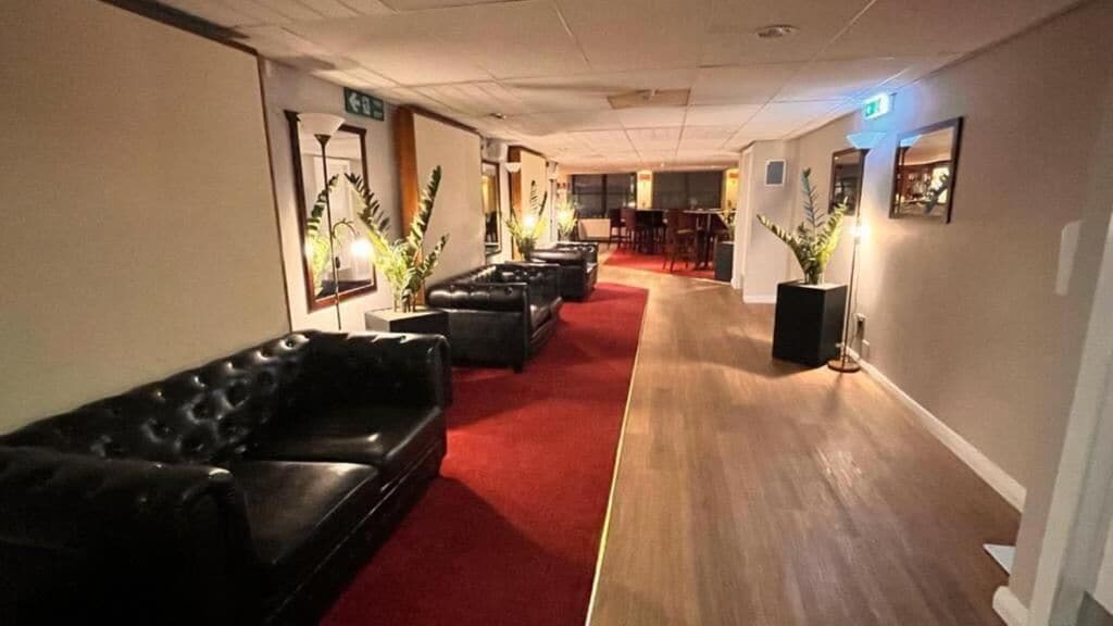 Foto - Premier Inn Glasgow City - Charing Cross