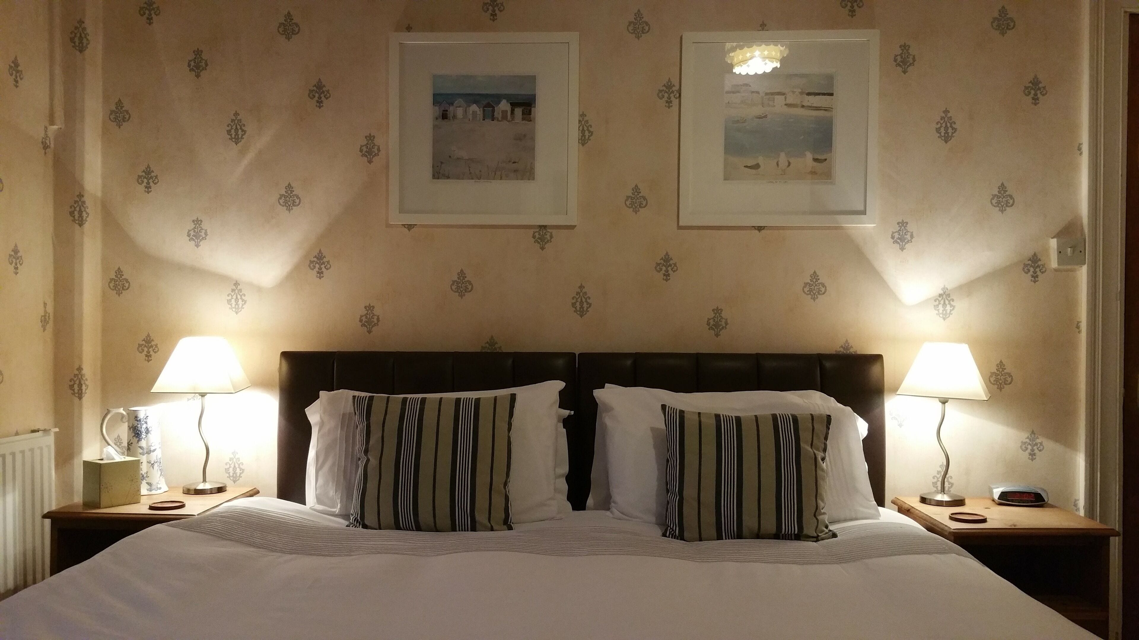 Deluxe Double or Twin Room, Ensuite (wooded view)