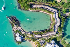 Aerial view - LUX* Grand Gaube (Grand Gaube)