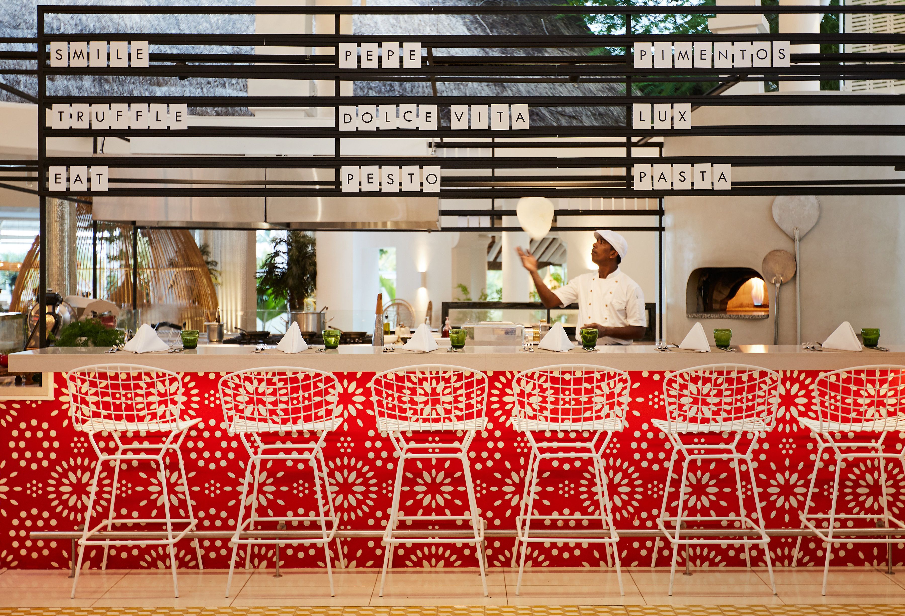 6 restaurants, breakfast, lunch, dinner served; mediterranean cuisine