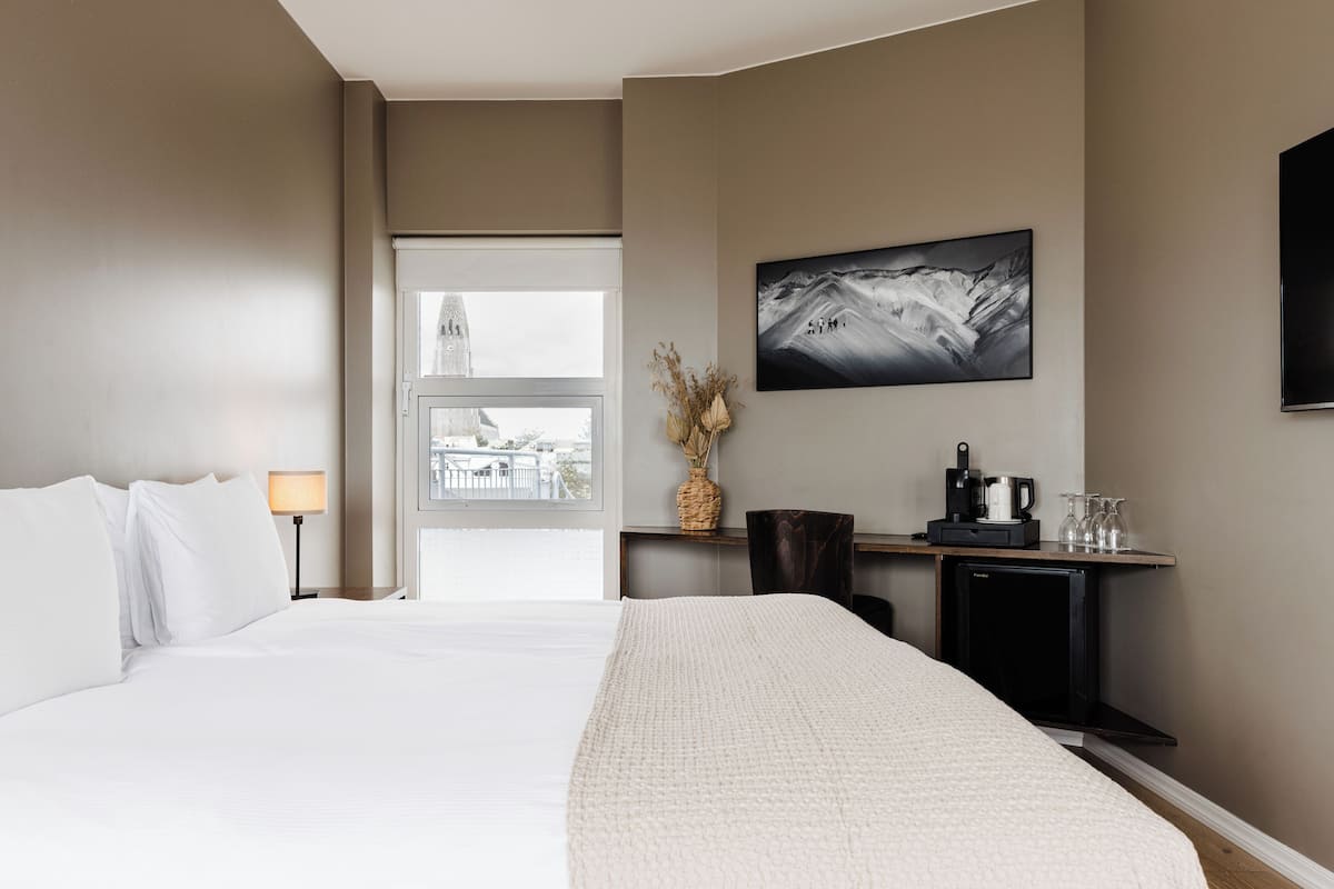 Junior-suite - balkon - bjergudsigt | Egyptiske bomuldslagner, premium-sengetøj, Select Comfort-senge