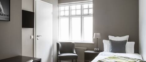 Standard Single Room, 1 Twin Bed | Egyptian cotton sheets, premium bedding, Select Comfort beds, free WiFi