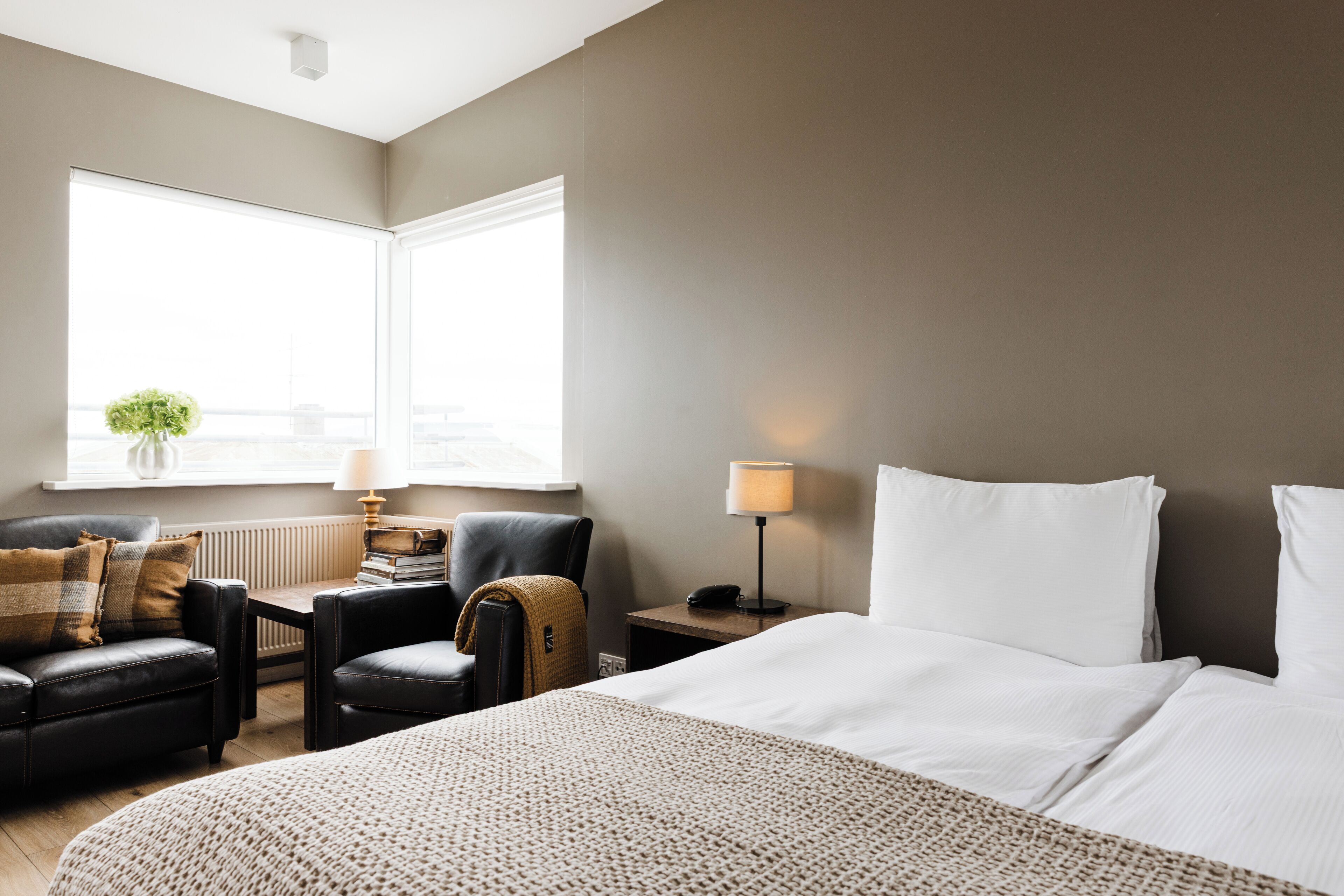 Suite – junior, balkong, fjellutsikt | Sengetøy i egyptisk bomull og sengetøy av topp kvalitet