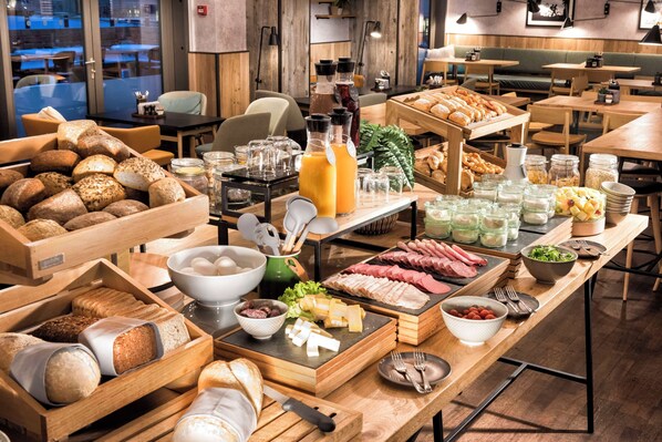 Daily continental breakfast (DKK 185 per person) - Adina Apartment Hotel Copenhagen (Copenhagen)