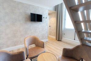 Classic-Maisonette | Zimmersafe, individuell dekoriert, individuell eingerichtet