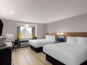 Room, 2 Queen Beds, Non Smoking | In-room safe, desk, soundproofing, iron/ironing board - Microtel Inn & Suites by Wyndham Tracy (Tracy)