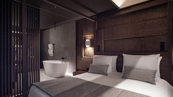 In-room safe, individually decorated, individually furnished, desk