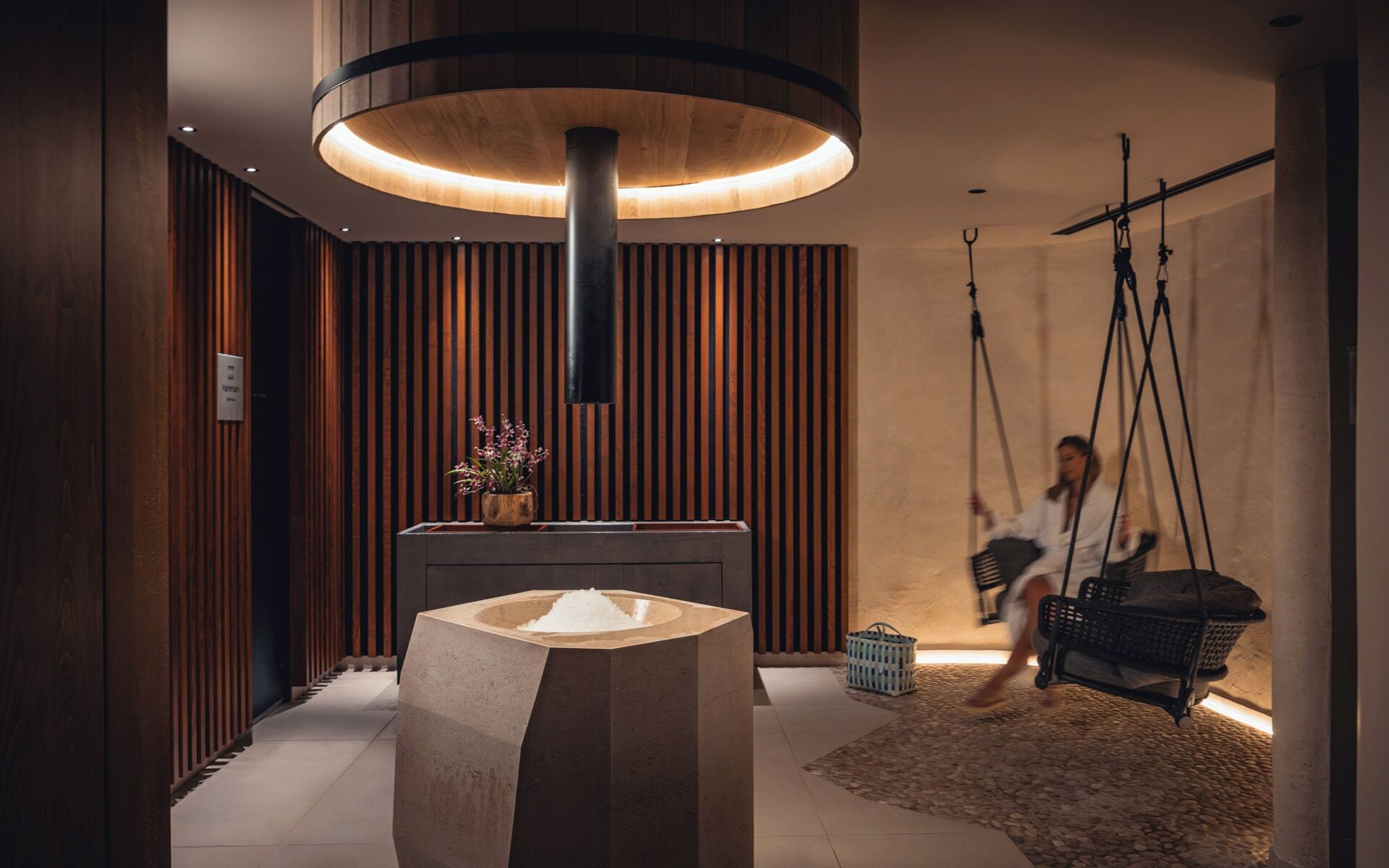 couples treatment room(s), sauna, hot tub, steam room