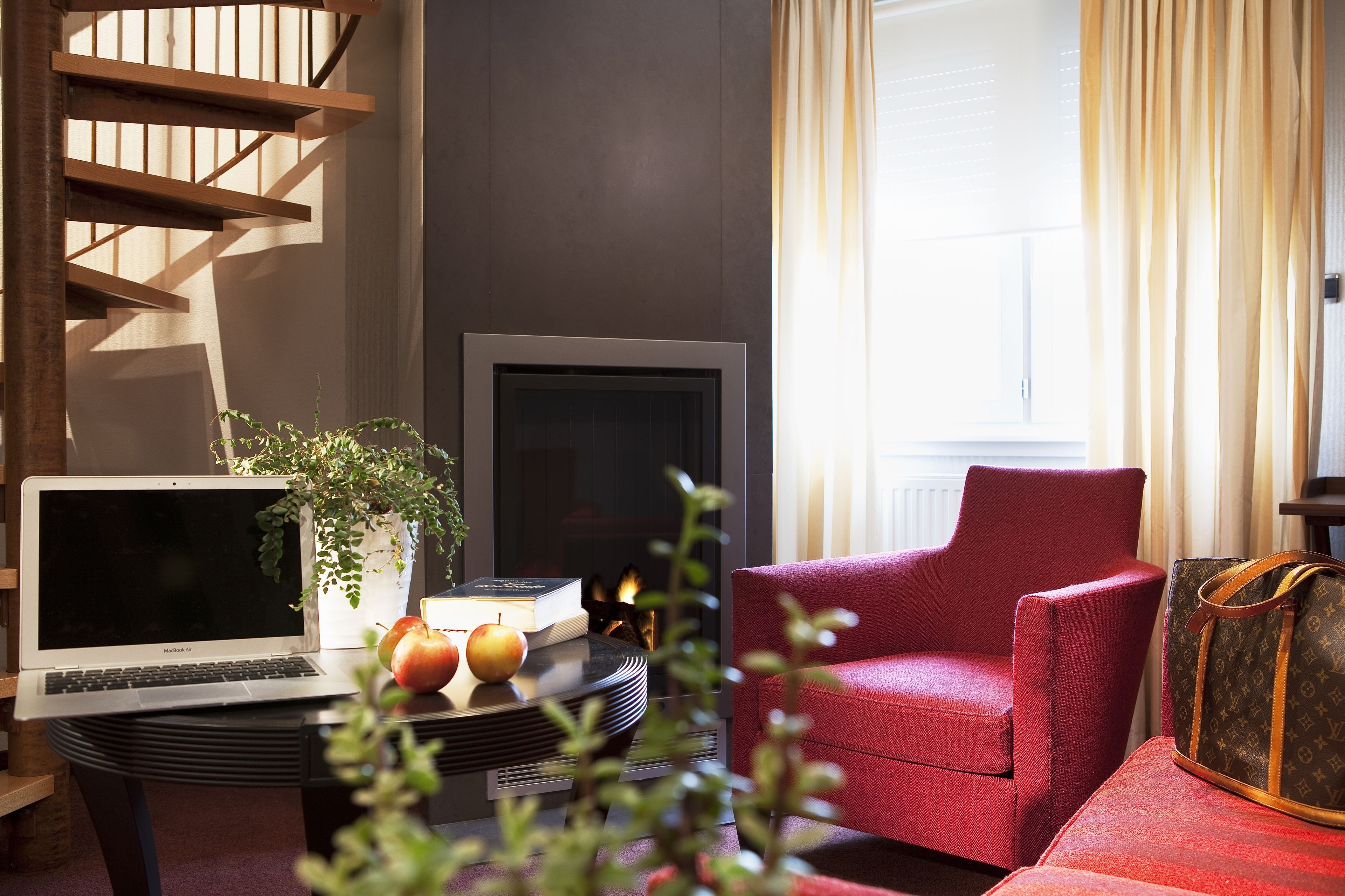 junior suite (access to yonasaya spa) | living area | 82-cm flat-screen tv with digital channels, tv, mp3 dock