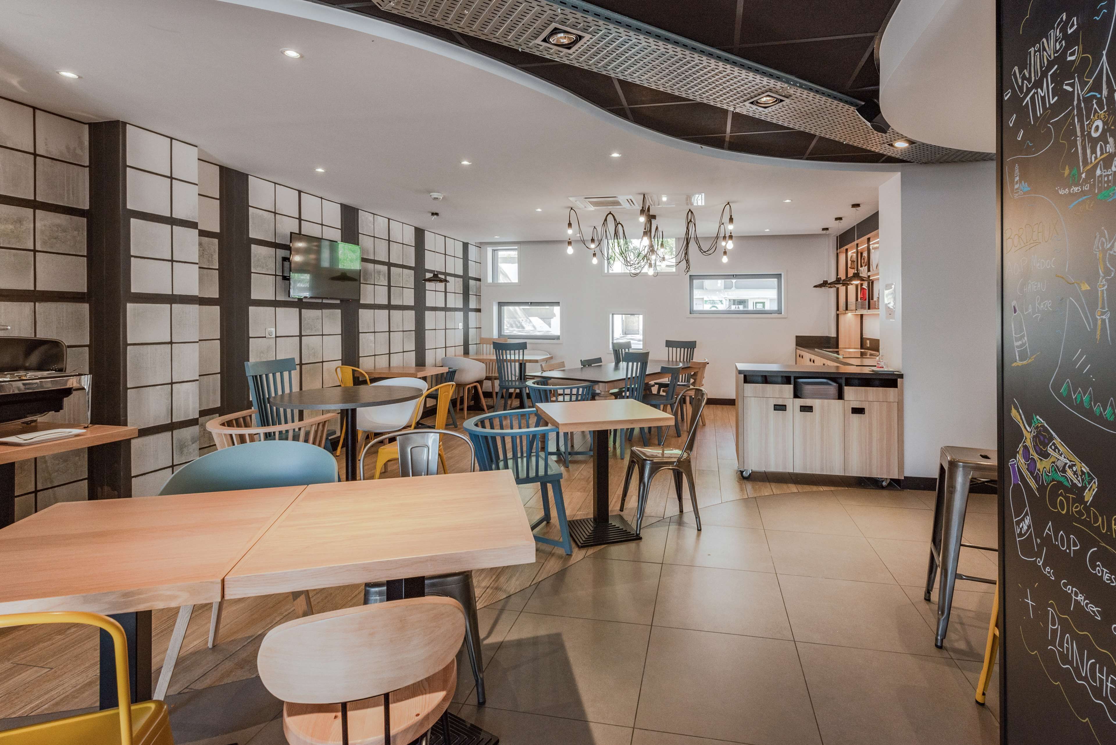 daily buffet breakfast (eur 13.9 per person)